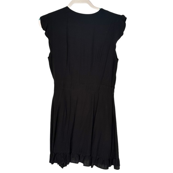 Loft Black Wrap Dress Women’s size 6 - Built in Romper. Flutter short sleeves - Picture 8 of 16